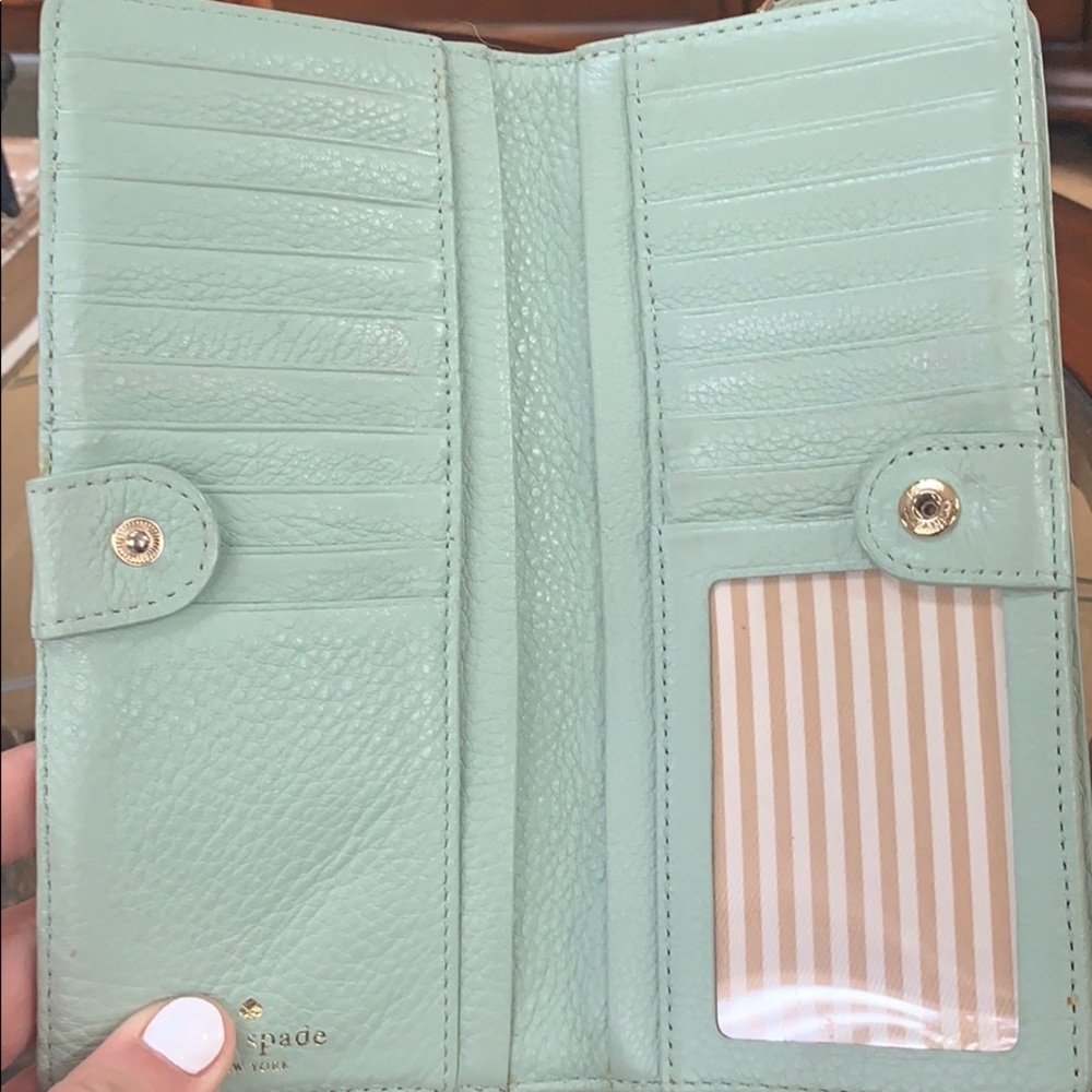 Kate Spade wallet - Picture 2 of 5